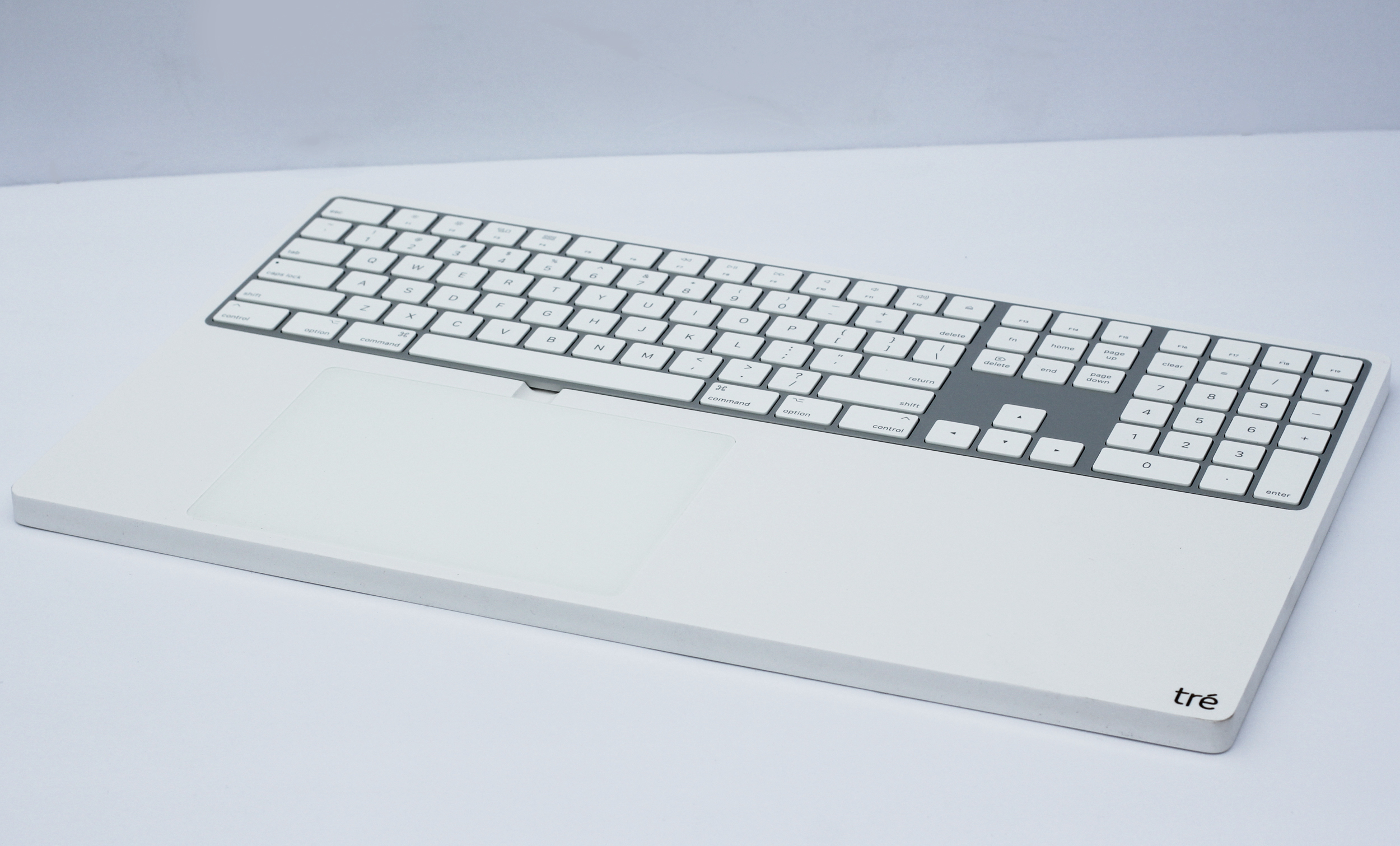 apple magic keyboard with numeric keypad stand